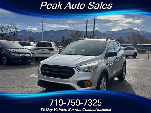 Used 2017 Ford Escape S image 3