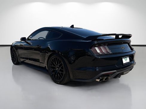 Used 2021 Ford Mustang GT Premium w/ GT Performance Package RWD image 3
