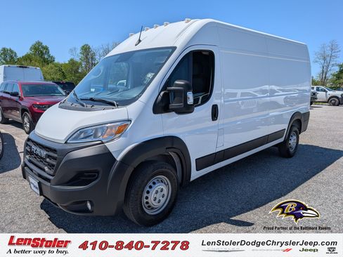 Used 2024 RAM ProMaster 2500 w/ Convenience Group image 1