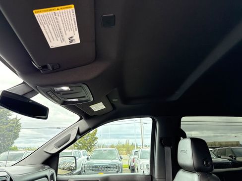 Used 2021 GMC Sierra 1500 AT4 image 24