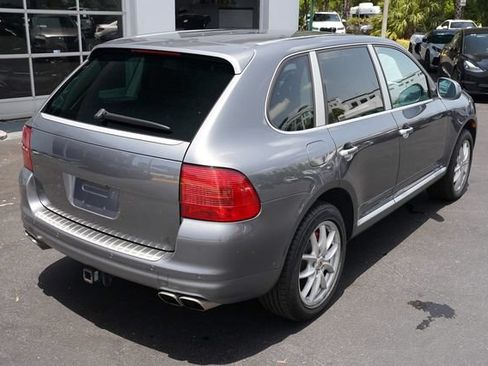Used 2005 Porsche Cayenne Turbo AWD/4WD image 15