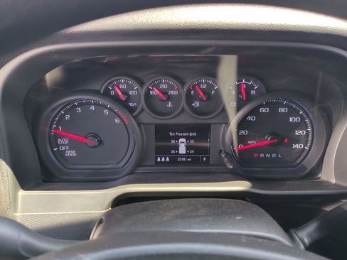 Used 2024 GMC Sierra 1500 Pro w/ Graphite Edition RWD image 11