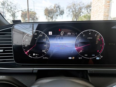 Used 2024 Mercedes-Benz GLE 450 GLE 450 4MATIC Sport Utility 4 image 17