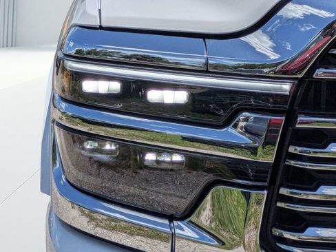New 2026 RAM 3500 Limited AWD/4WD image 9