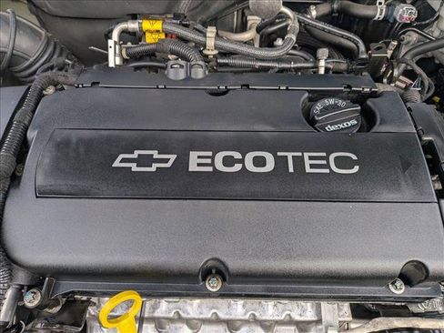 Used 2014 Chevrolet Cruze LS image 22