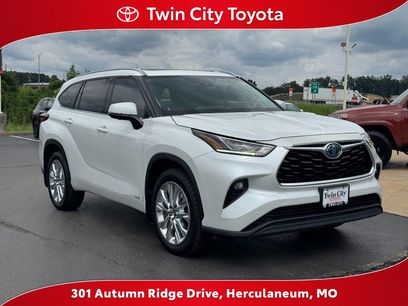 Used 2023 Toyota Highlander Limited