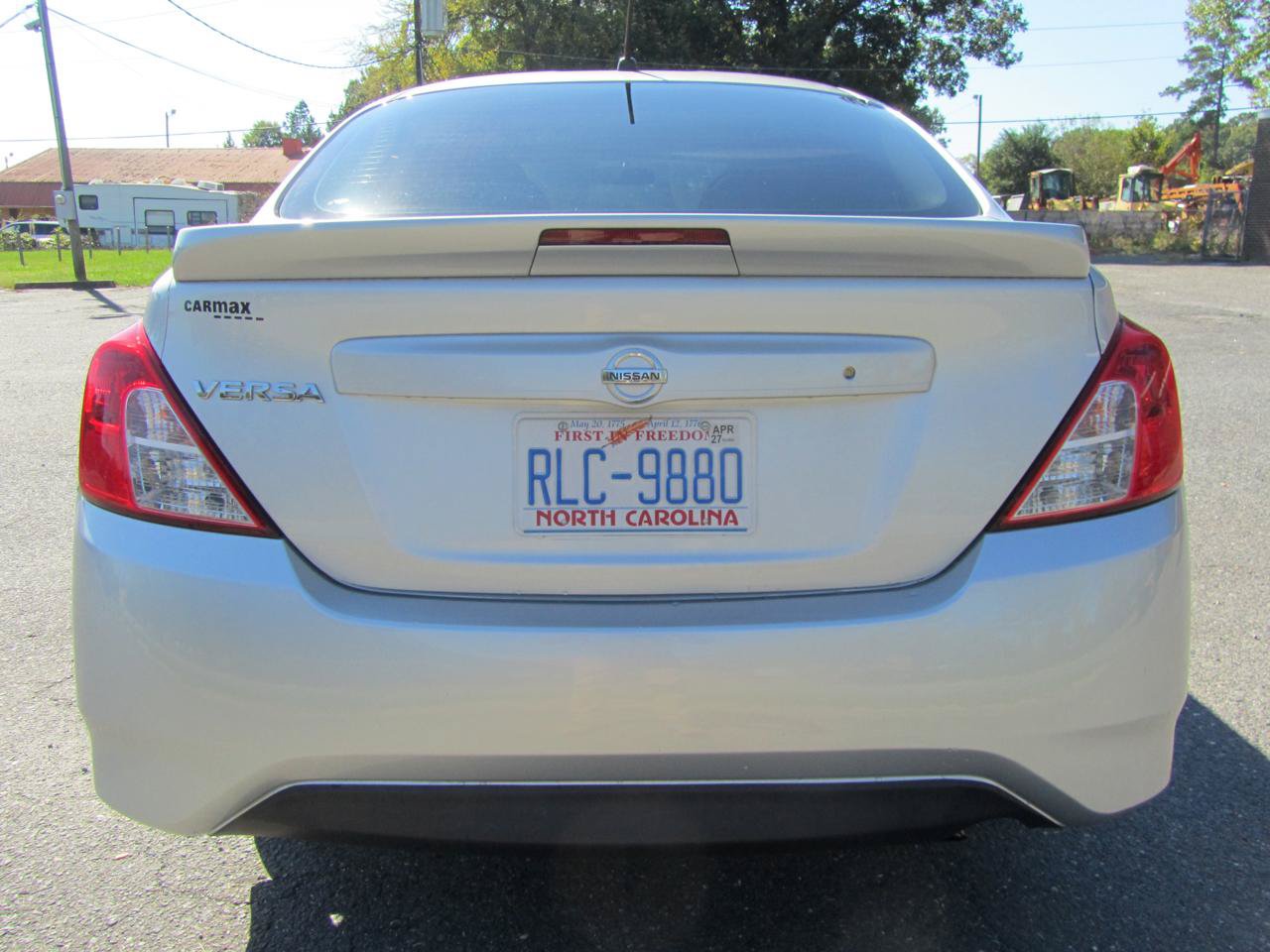 Used 2017 Nissan Versa S Plus FWD image 9