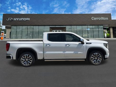 Used 2024 GMC Sierra 1500 Denali w/ Denali Reserve Package AWD/4WD image 4