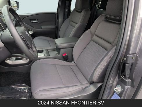 Used 2024 Nissan Frontier SV w/ SV Convenience Package image 14
