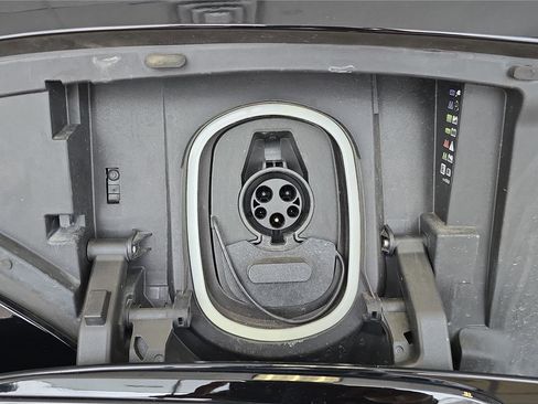 Used 2025 Chevrolet Blazer EV RS image 24