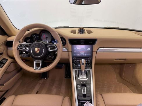 Certified 2017 Porsche 911 Carrera 4S image 24