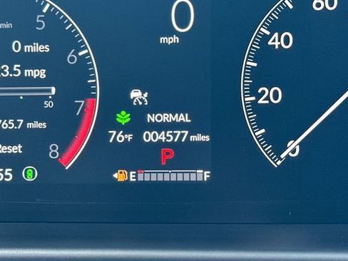 Used 2025 Honda Odyssey Elite image 26