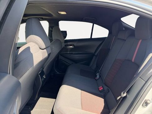 Used 2025 Toyota Corolla SE w/ SE Premium Package FWD image 11