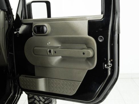 Used 2008 Jeep Wrangler Unlimited X image 33