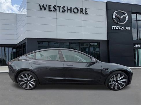 Used 2024 Tesla Model 3 Standard Range image 2