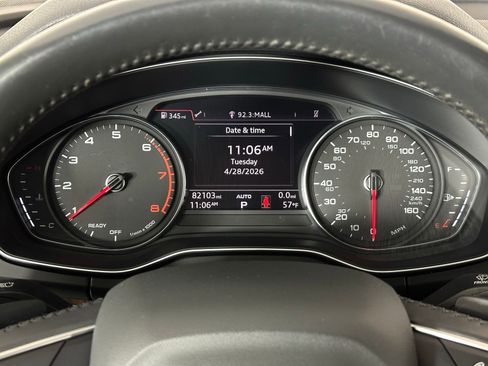 Used 2020 Audi Q5 2.0T Premium AWD/4WD image 11