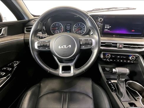Used 2023 Kia K5 EX FWD image 6