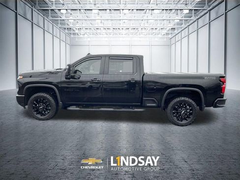 Used 2025 Chevrolet Silverado 2500 LT w/ Trail Boss Package image 5