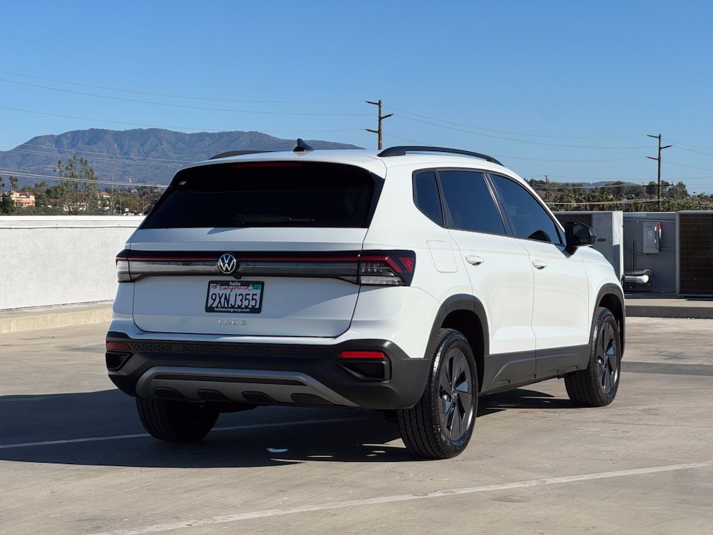 Used 2025 Volkswagen Taos S FWD image 31