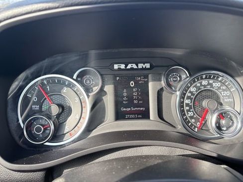 Used 2024 RAM 2500 Big Horn image 26