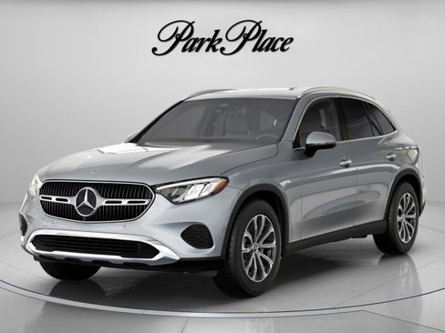 Used 2025 Mercedes-Benz GLC 300 image 40