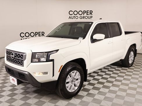 Used 2022 Nissan Frontier SV image 10