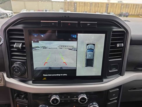 Used 2022 Ford F150 XLT w/ Equipment Group 302A High image 16