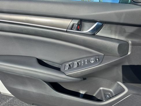 Used 2022 Honda Accord Sport image 23