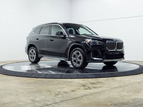 Certified 2025 BMW X1 xDrive28i w/ Convenience Package image 4