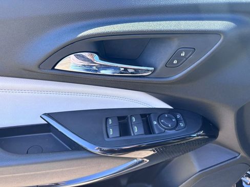 New 2025 Chevrolet Trax LT w/ LT Convenience Package image 40