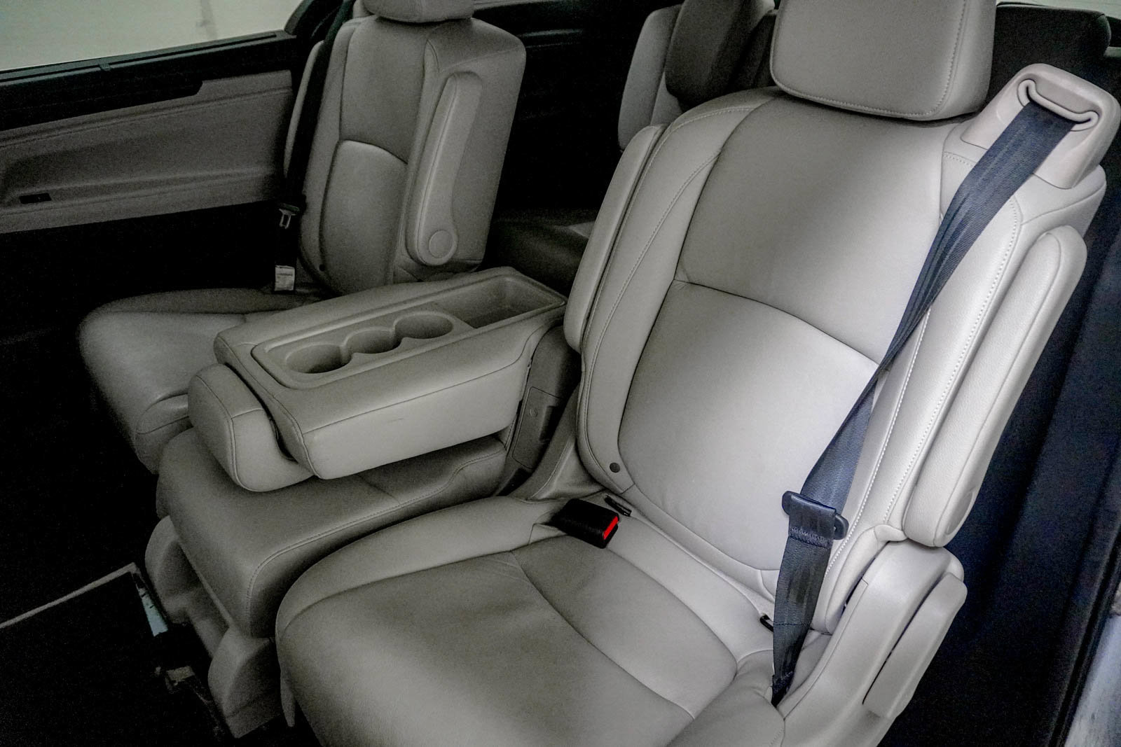 Used 2025 Honda Odyssey EX-L image 37