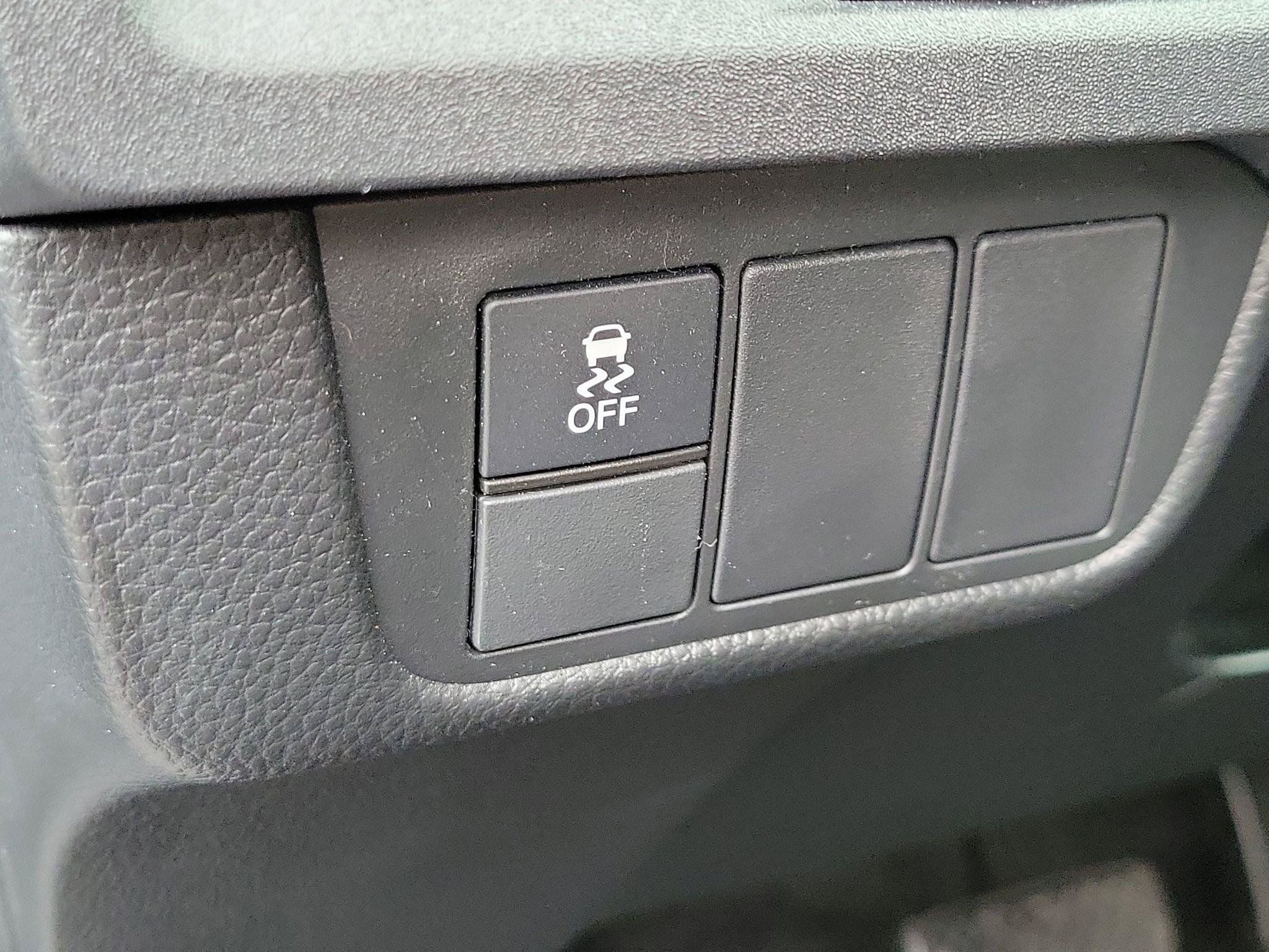 Used 2025 Honda CR-V EX image 11