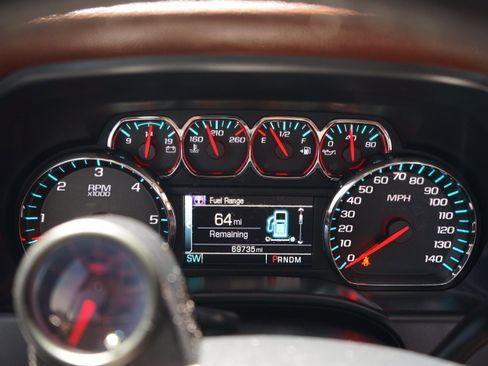 Used 2016 Chevrolet Silverado 1500 High Country w/ High Country Premium Package AWD/4WD image 19