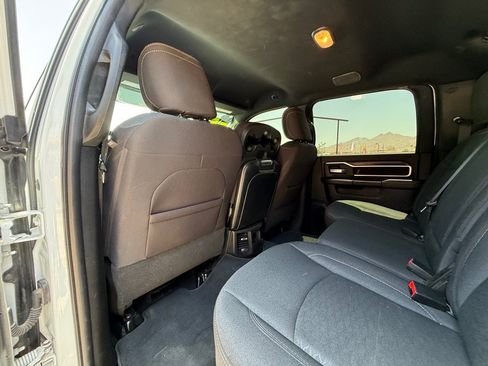 Used 2025 RAM 2500 Big Horn AWD/4WD image 20