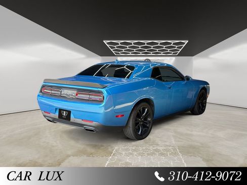 Used 2016 Dodge Challenger SXT Plus RWD image 5