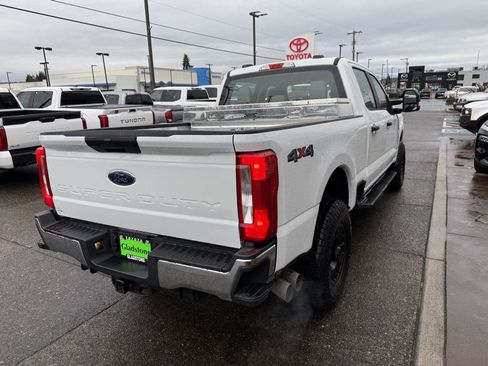 Used 2025 Ford F250 XL w/ XL Chrome Package image 6