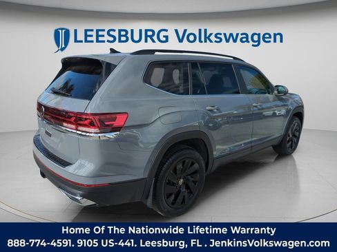 New 2026 Volkswagen Atlas SE image 6