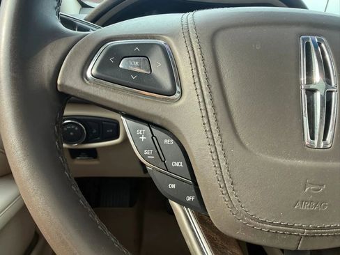 Used 2017 Lincoln MKZ Reserve AWD/4WD image 18