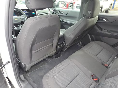 Certified 2025 Chevrolet Equinox LT FWD image 15