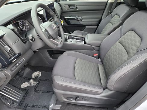 New 2026 Nissan Pathfinder SV AWD/4WD image 6