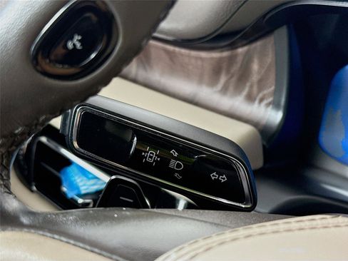 Used 2021 Lincoln Aviator Reserve w/ Equipment Group 202A image 5