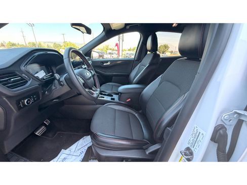 Used 2023 Ford Escape ST-Line Select w/ Tech Pack #1 AWD/4WD image 18
