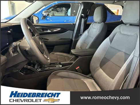 Used 2024 Chevrolet TrailBlazer LS w/ LS Convenience Package AWD/4WD image 13