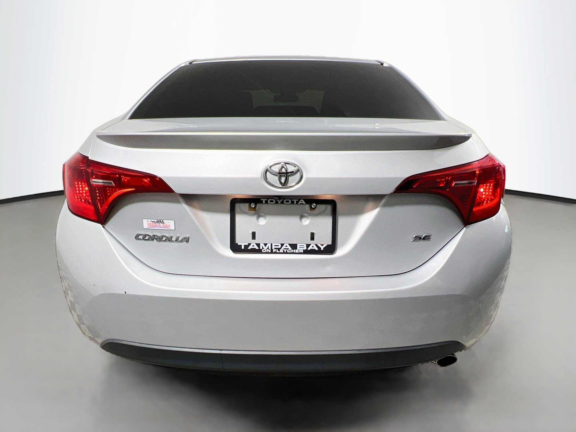 Used 2017 Toyota Corolla SE FWD image 6