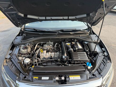 Used 2021 Volkswagen Jetta SE FWD image 30
