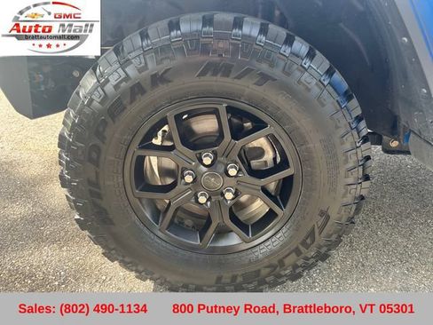 Used 2024 Jeep Wrangler Unlimited Sport AWD/4WD image 29