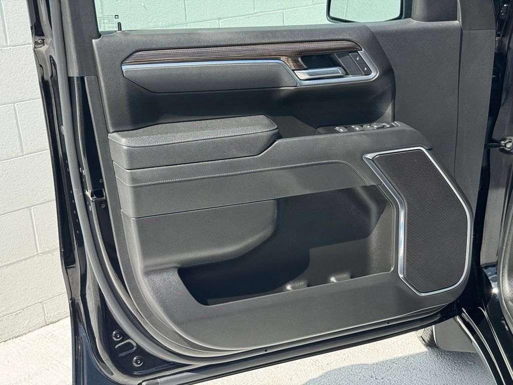 Used 2026 Chevrolet Silverado 1500 LT RWD image 24