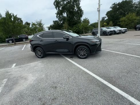 Used 2025 Lexus NX 250 FWD w/ Accessory Package (Z1) image 9