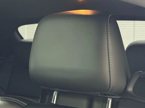 Used 2019 Dodge Challenger SRT Hellcat Redeye image 18