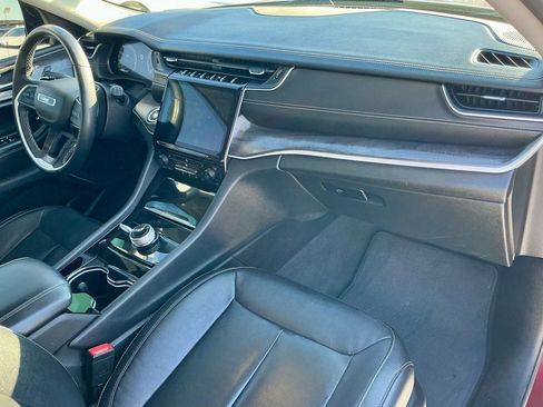 Used 2022 Jeep Grand Cherokee L Limited image 24